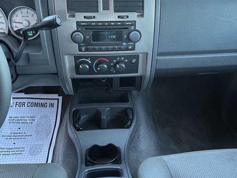 Used 2006 Dodge Dakota SLT image 13