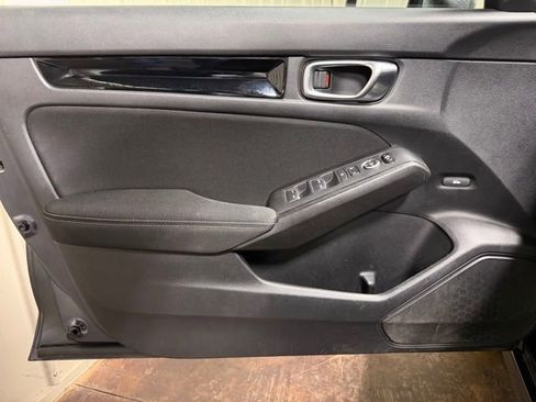 Used 2022 Honda Civic EX image 12