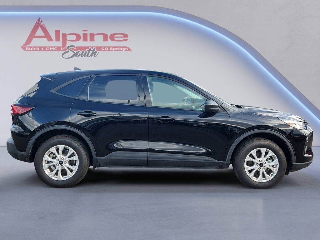 Used 2025 Ford Escape Active AWD/4WD image 6