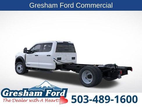 New 2026 Ford F550 4x4 Crew Cab image 5