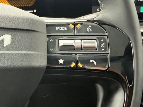 New 2026 Kia Sorento S w/ S Panoramic Sunroof Package image 13