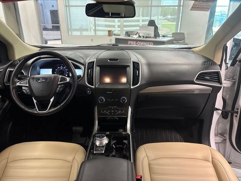 Used 2019 Ford Edge SEL w/ Equipment Group 201A FWD image 13