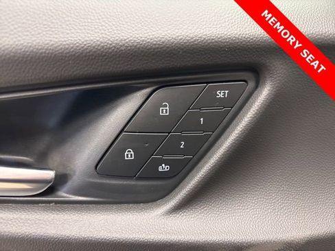 New 2026 Chevrolet Equinox ACTIV w/ Convenience Package III AWD/4WD image 35