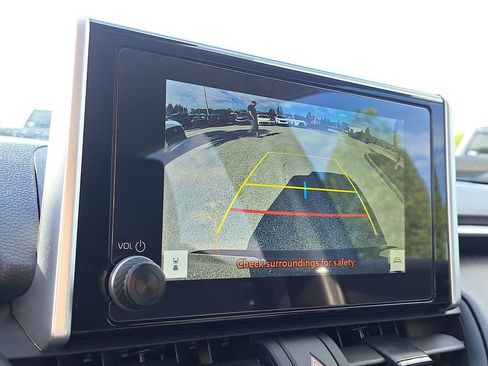 Used 2025 Toyota RAV4 LE image 22