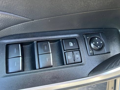 Used 2025 Toyota RAV4 XLE Premium AWD/4WD image 22