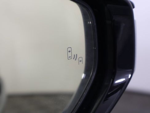 Used 2022 Lexus IS 350 F Sport image 39