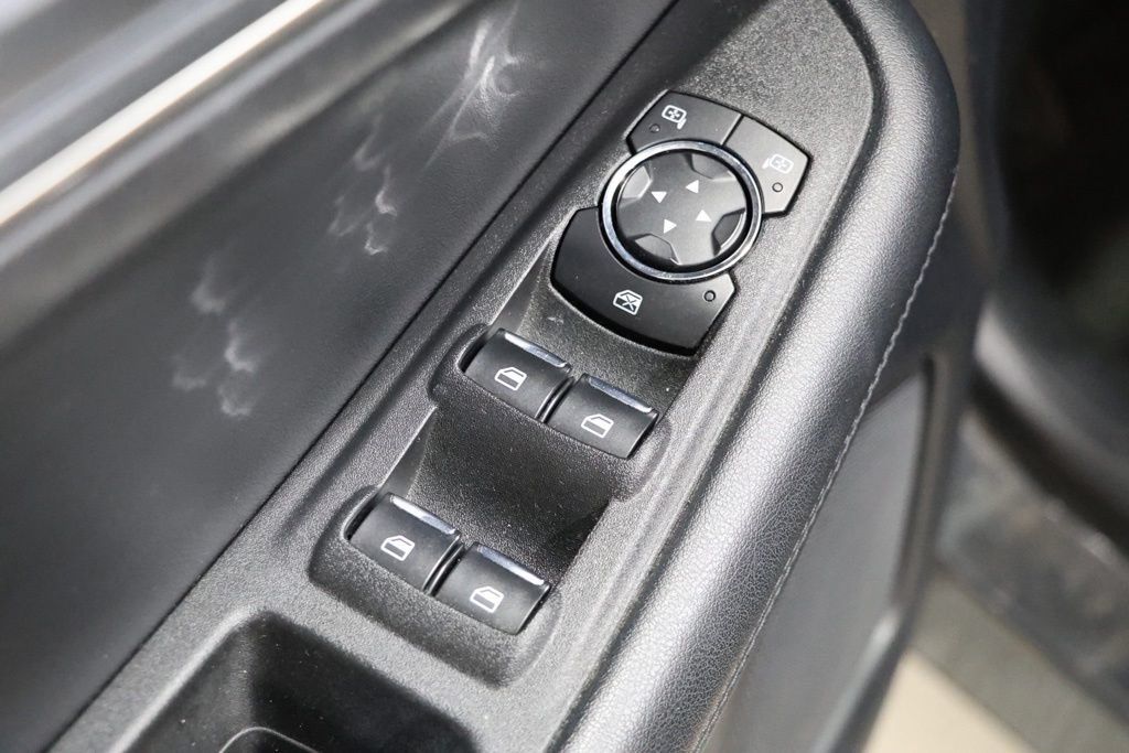 Used 2021 Ford Edge SEL FWD image 22