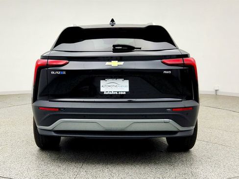 Used 2024 Chevrolet Blazer EV LT AWD/4WD image 6