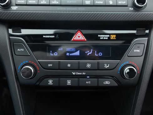 Used 2018 Hyundai Elantra Sport w/ Sport Premium Package 03 FWD image 36