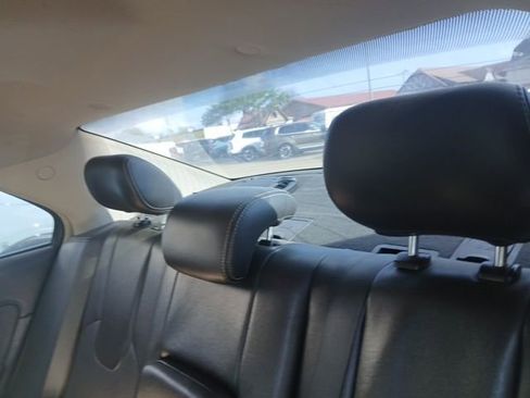 Used 2011 Ford Fusion SEL image 7