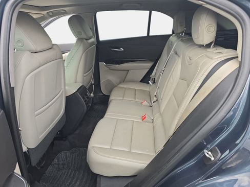 Used 2019 Cadillac XT4 Premium Luxury image 14