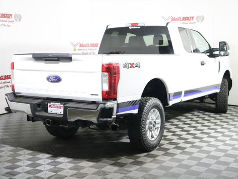 Used 2018 Ford F350 XLT w/ XLT Value Package image 6