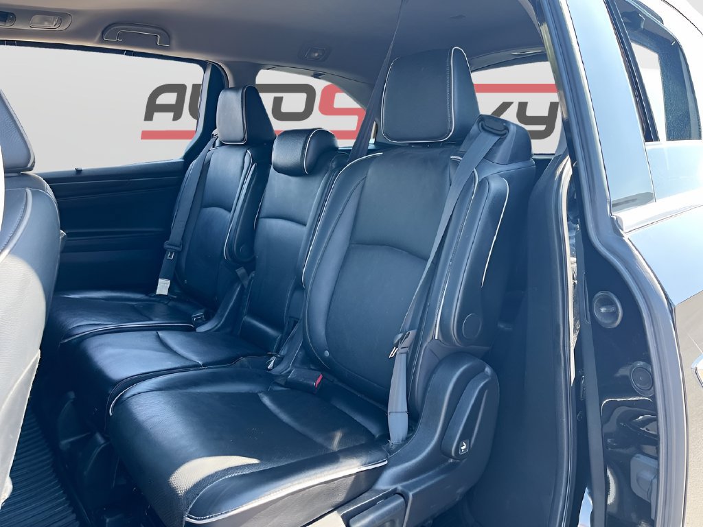 Used 2022 Honda Odyssey Elite image 25