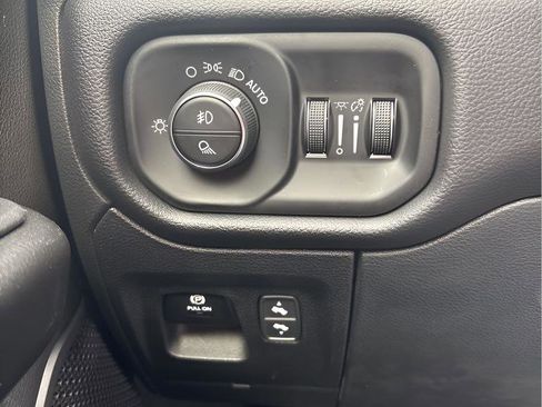 New 2026 RAM 1500 Big Horn AWD/4WD image 13