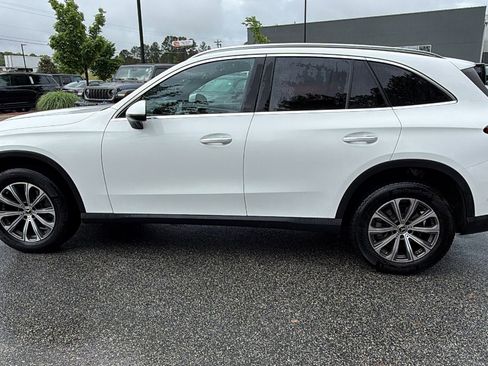 Used 2024 Mercedes-Benz GLC 300 image 11