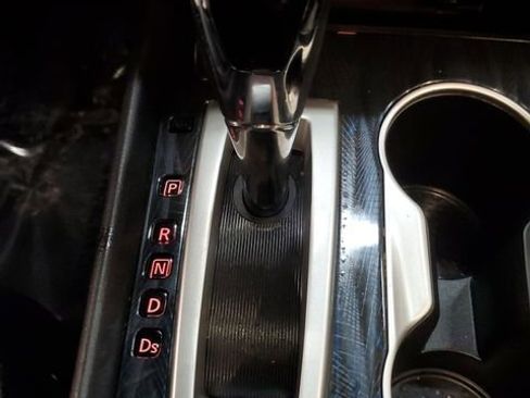 Used 2016 Nissan Altima 2.5 SL w/ 2.5 Technology w/LED Package image 25