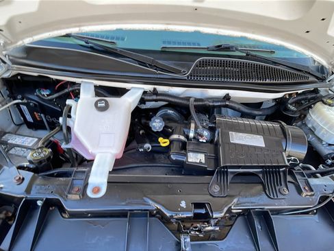 Used 2014 GMC Savana 2500 image 22