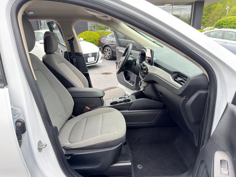 Used 2020 Ford Escape SE FWD image 31
