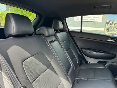 Used 2020 Kia Sportage S FWD image 18