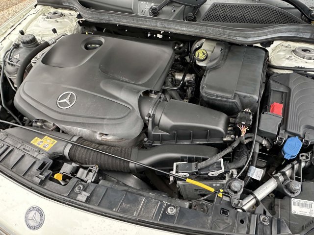 Used 2017 Mercedes-Benz GLA 250 4MATIC image 14