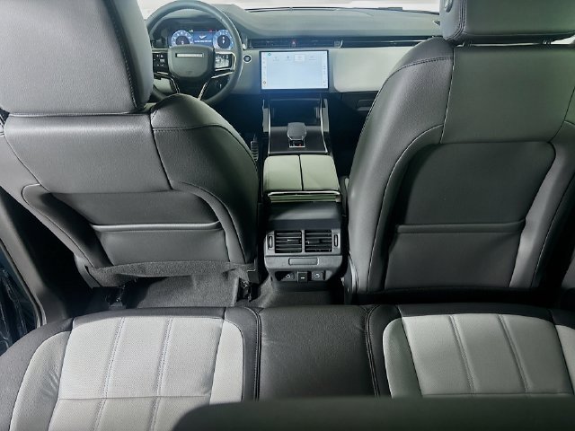 Used 2026 Land Rover Range Rover Evoque Dynamic SE AWD/4WD image 25