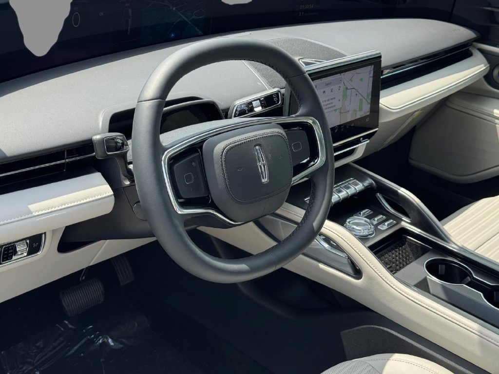 New 2026 Lincoln Nautilus Reserve AWD/4WD image 18