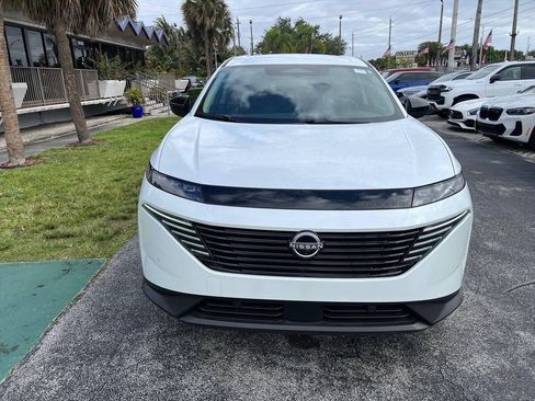 Used 2025 Nissan Murano SV FWD image 3