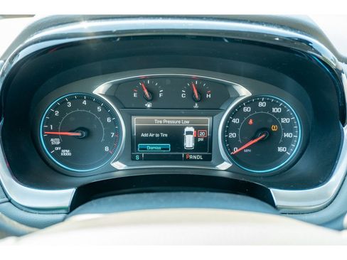 Used 2019 Chevrolet Traverse LT w/ LT Premium Package image 23