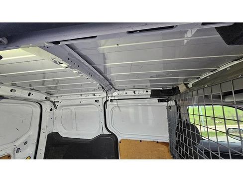 Used 2016 Ford Transit Connect XLT image 26