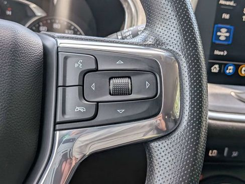 Used 2023 Chevrolet Blazer LT FWD image 28