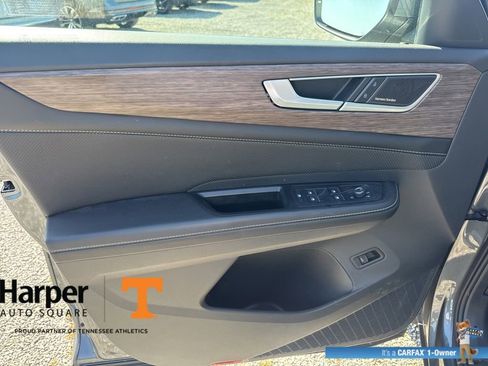 Used 2024 Volkswagen Atlas SEL Premium R-Line image 19