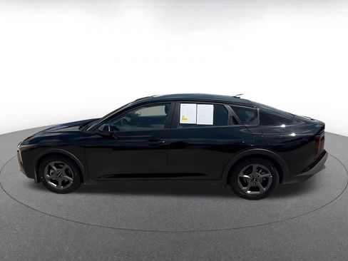 Used 2025 Kia K4 FWD image 8