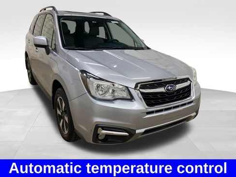 Used 2018 Subaru Forester 2.5i Limited AWD/4WD image 6