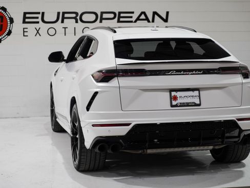 Used 2021 Lamborghini Urus AWD/4WD image 37