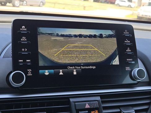 Used 2020 Honda Accord Sport image 18