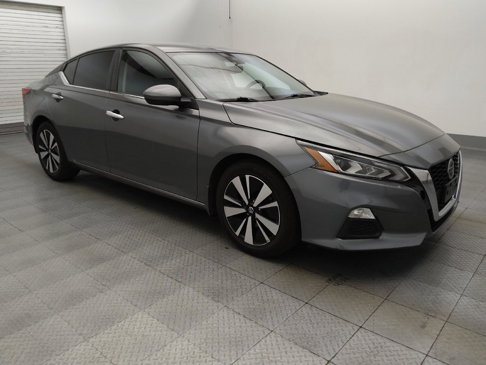 Used 2022 Nissan Altima 2.5 SV FWD image 11