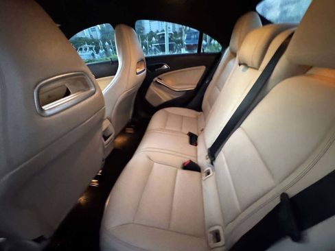 Used 2014 Mercedes-Benz CLA 250 CLA 250 4dr Sedan image 24