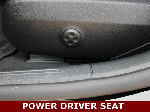 New 2025 Mercedes-Benz C 300 4MATIC Sedan image 12