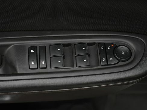 Used 2011 GMC Acadia Denali AWD/4WD image 21