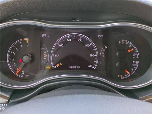 Used 2018 Jeep Grand Cherokee Limited RWD image 11