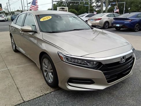 Used 2019 Honda Accord LX image 5