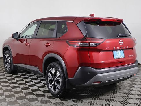 Used 2023 Nissan Rogue SV AWD/4WD image 7