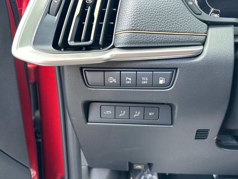 New 2025 MAZDA CX-70 Plug-In Hybrid w/ Premium Pkg image 9