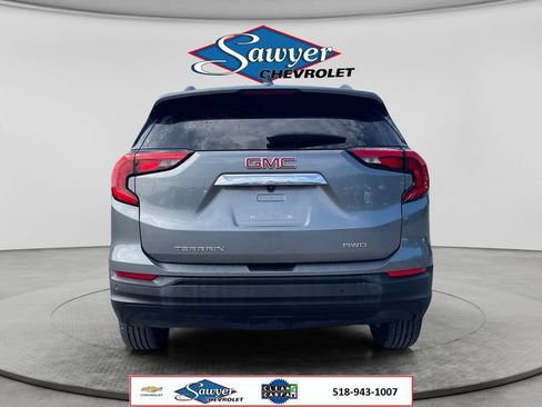 Used 2021 GMC Terrain SLE w/ Driver Convenience Package AWD/4WD image 4