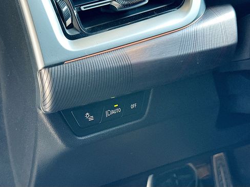 Used 2024 BMW X2 M35i image 10