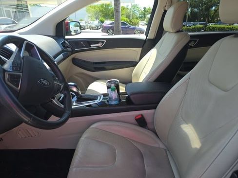 Used 2017 Ford Edge Titanium w/ Equipment Group 301A FWD image 12