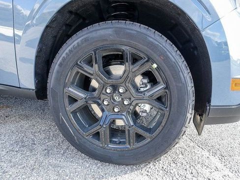 New 2025 Ford Maverick XLT w/ Equipment Group 301A AWD/4WD image 4