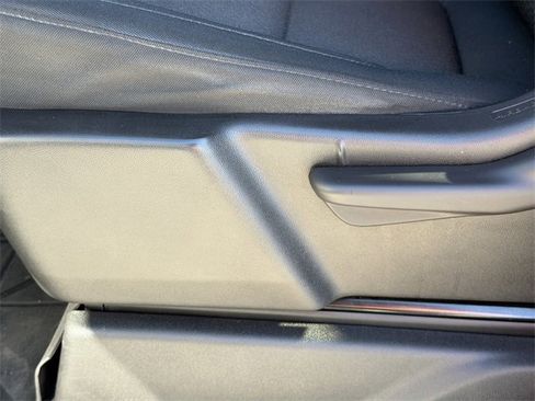 Used 2020 Chevrolet Silverado 1500 Custom w/ Custom Value Package image 20