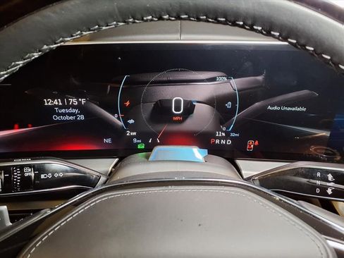 New 2026 Cadillac Lyriq V image 19