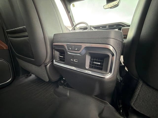 Used 2026 GMC Sierra 1500 Denali Ultimate AWD/4WD image 32